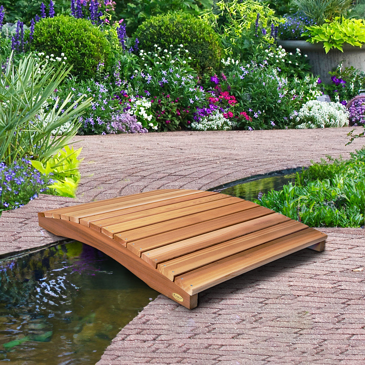 4-ft Cedar Garden Bridge – Compact Wooden Footbridge for Landscaping & Pond Decor