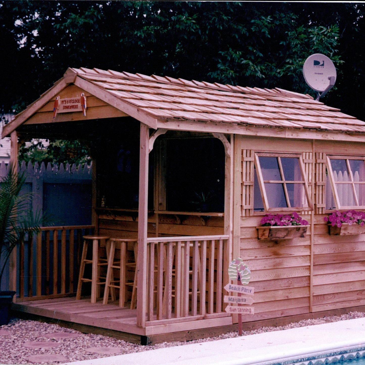 clubhouse bar shed