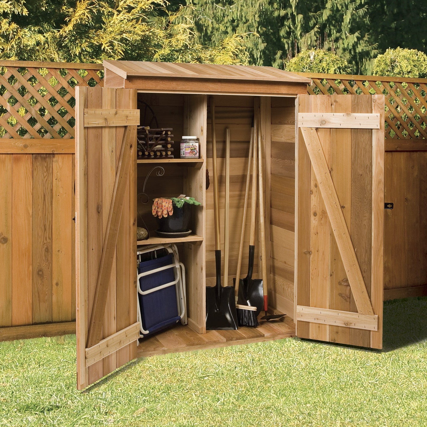 Outdoor hutch store for patio